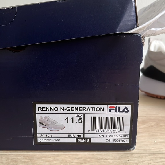 FILA - Picture 2 of 2